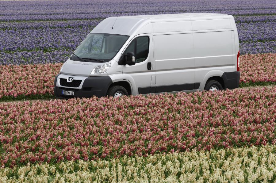  Peugeot Boxer 2006 года  (фото 18 из 81)